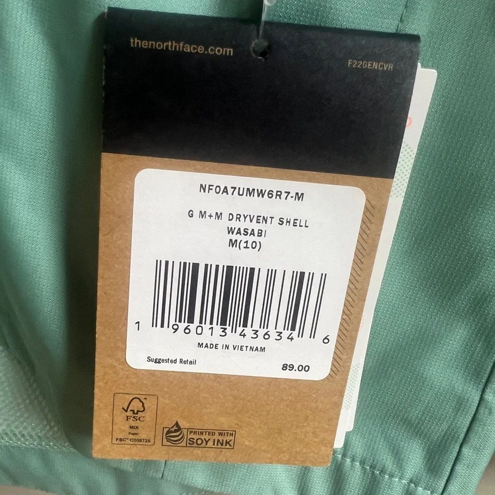North Face M kids wasabi green jacket